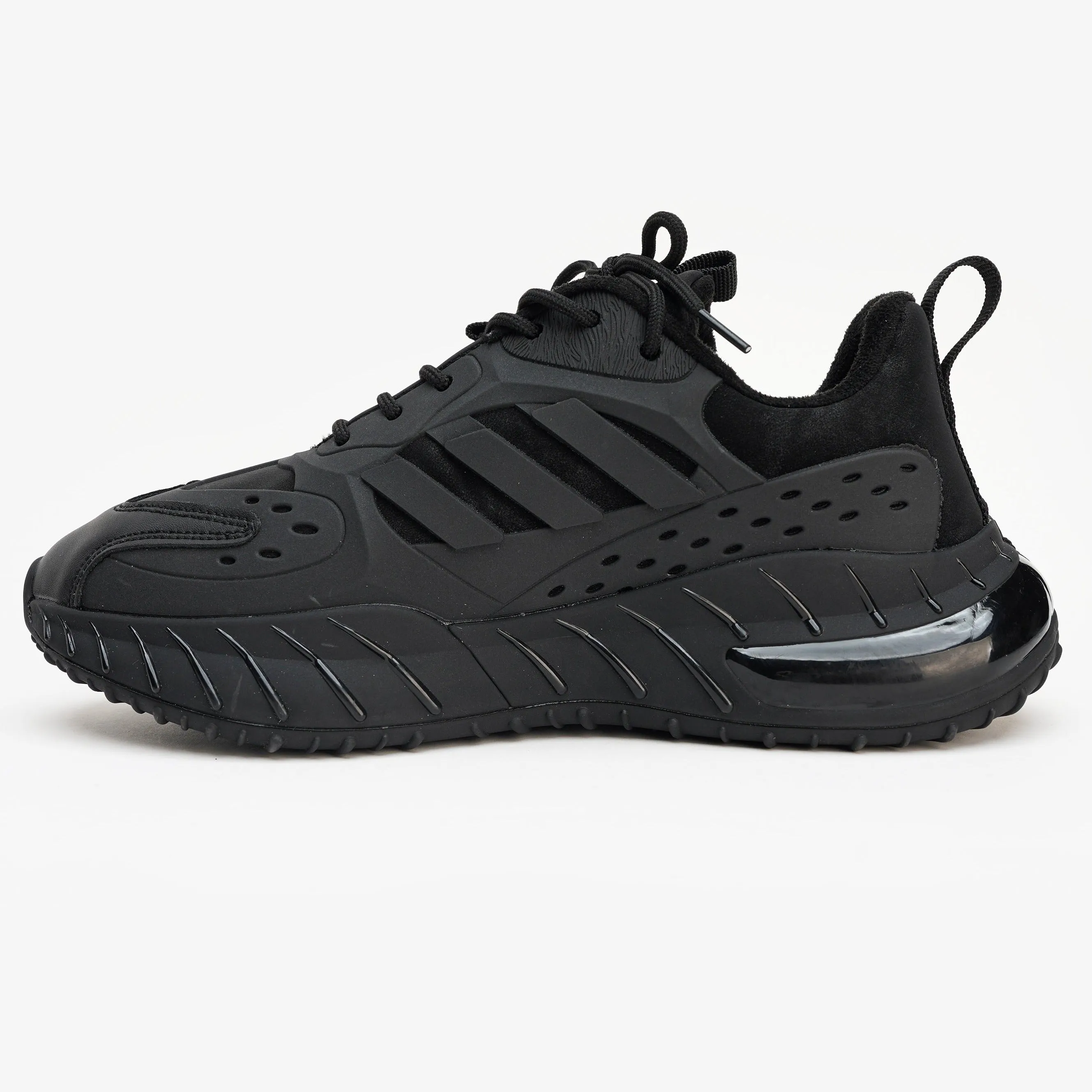 24056 Black stylish warmth all seasons sneaker for men
