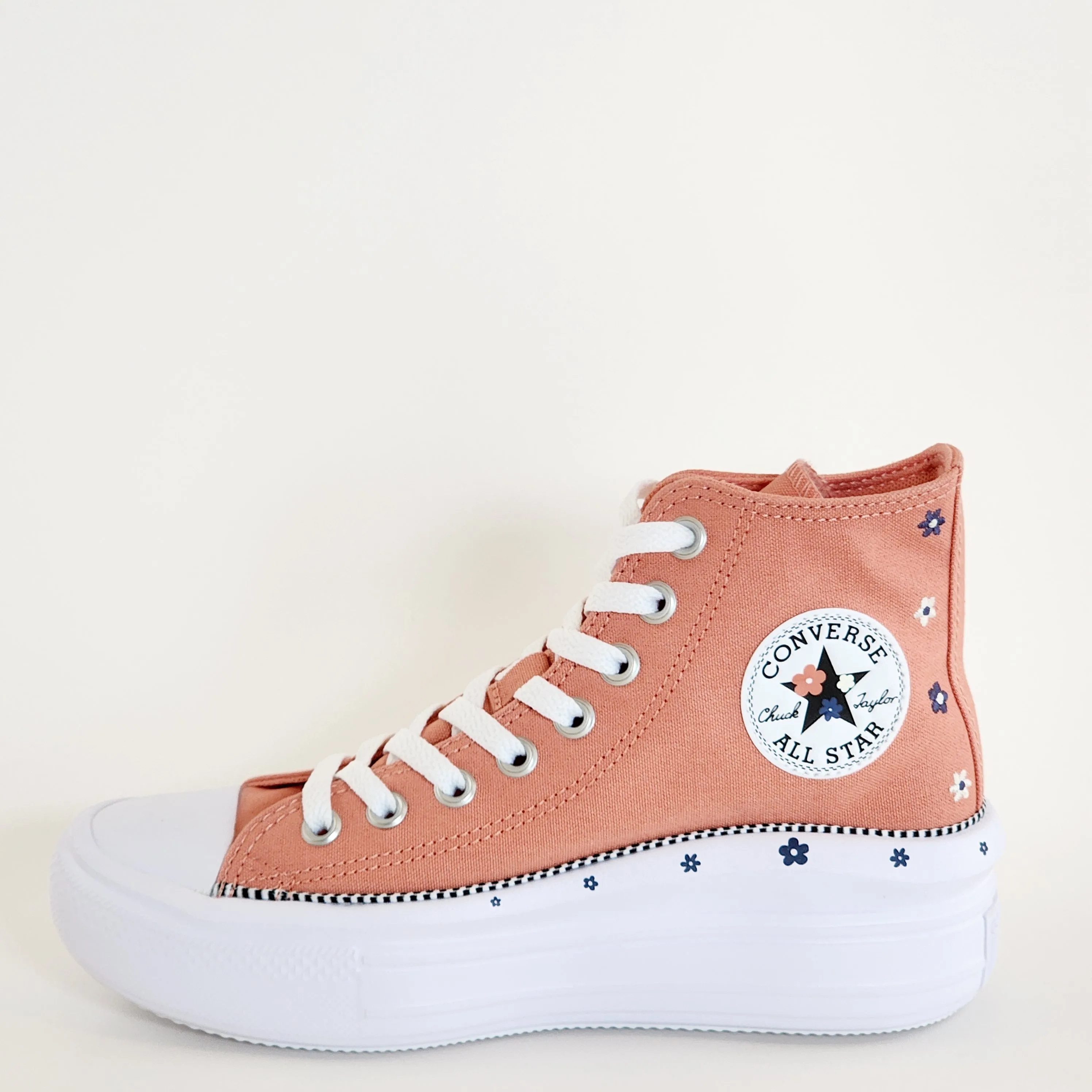 Converse CTAS Move Hi Petite Petals Women's Platform Sneakers A14266C NWT