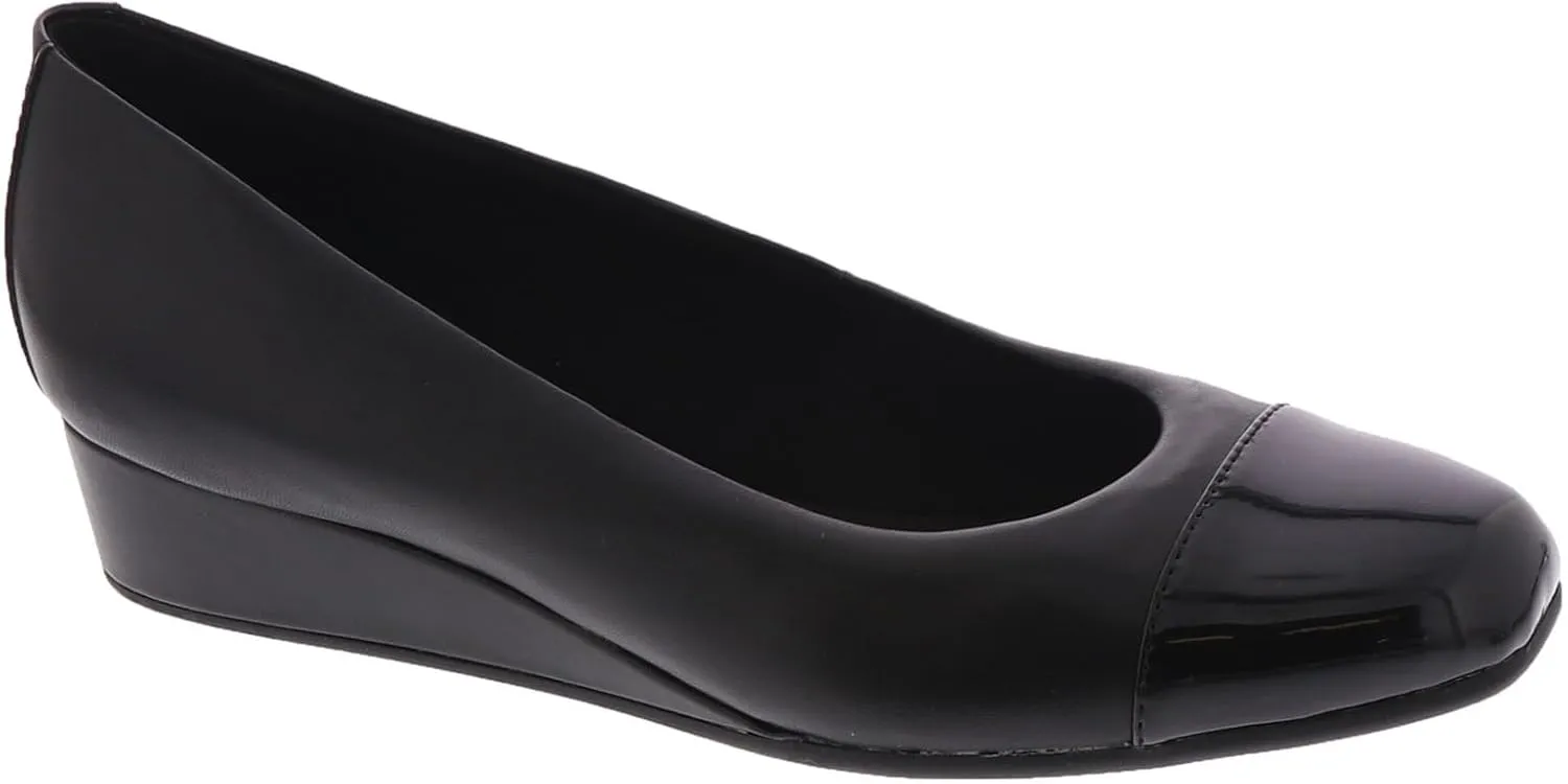 Easy Spirit Women's Gracey Low Wedge Dress Pump