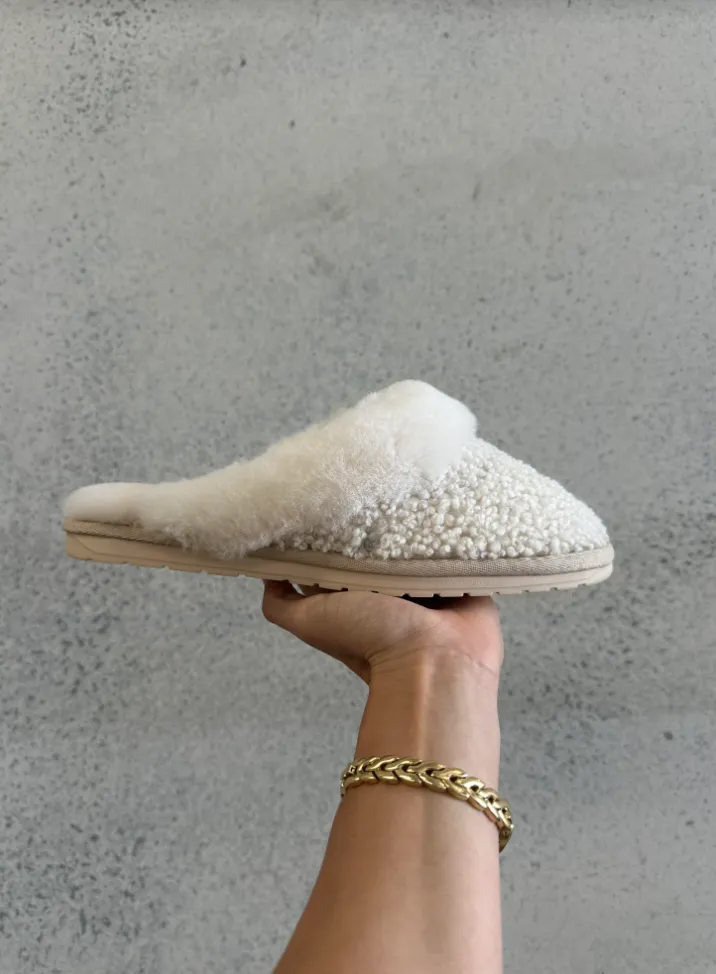 Emu Australia Jolie Teddy Slipper- Natural