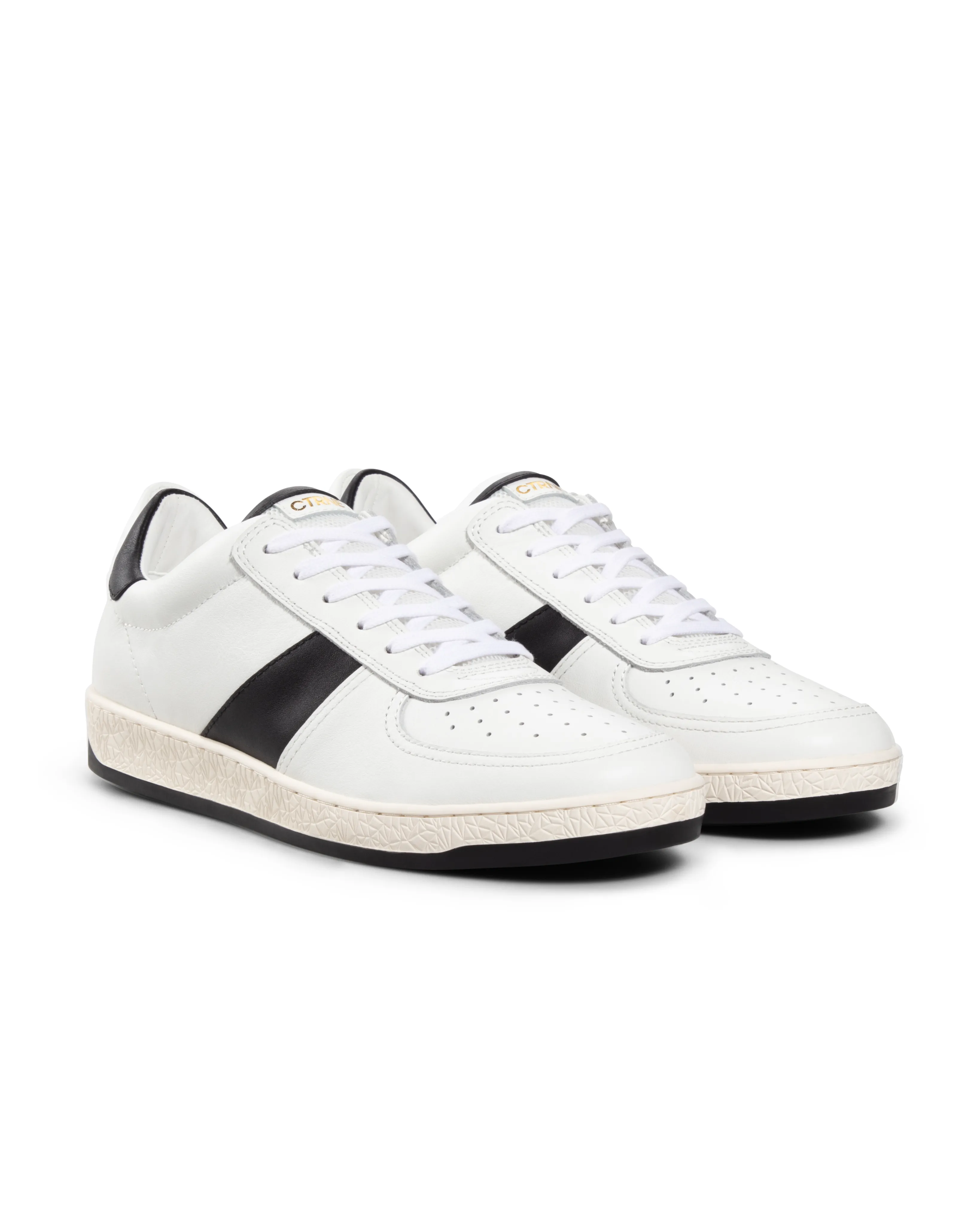 Geode Manifest Sneaker in White/Black/Leather