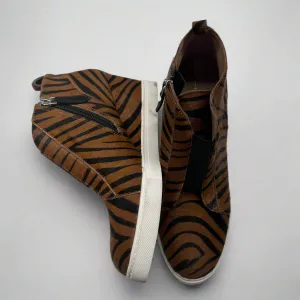 Linea Paolo Tiger Print Wedge Sneakers (Size 6, New Without Box)