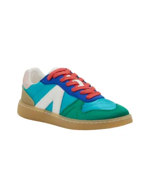 Malibu Sneakers