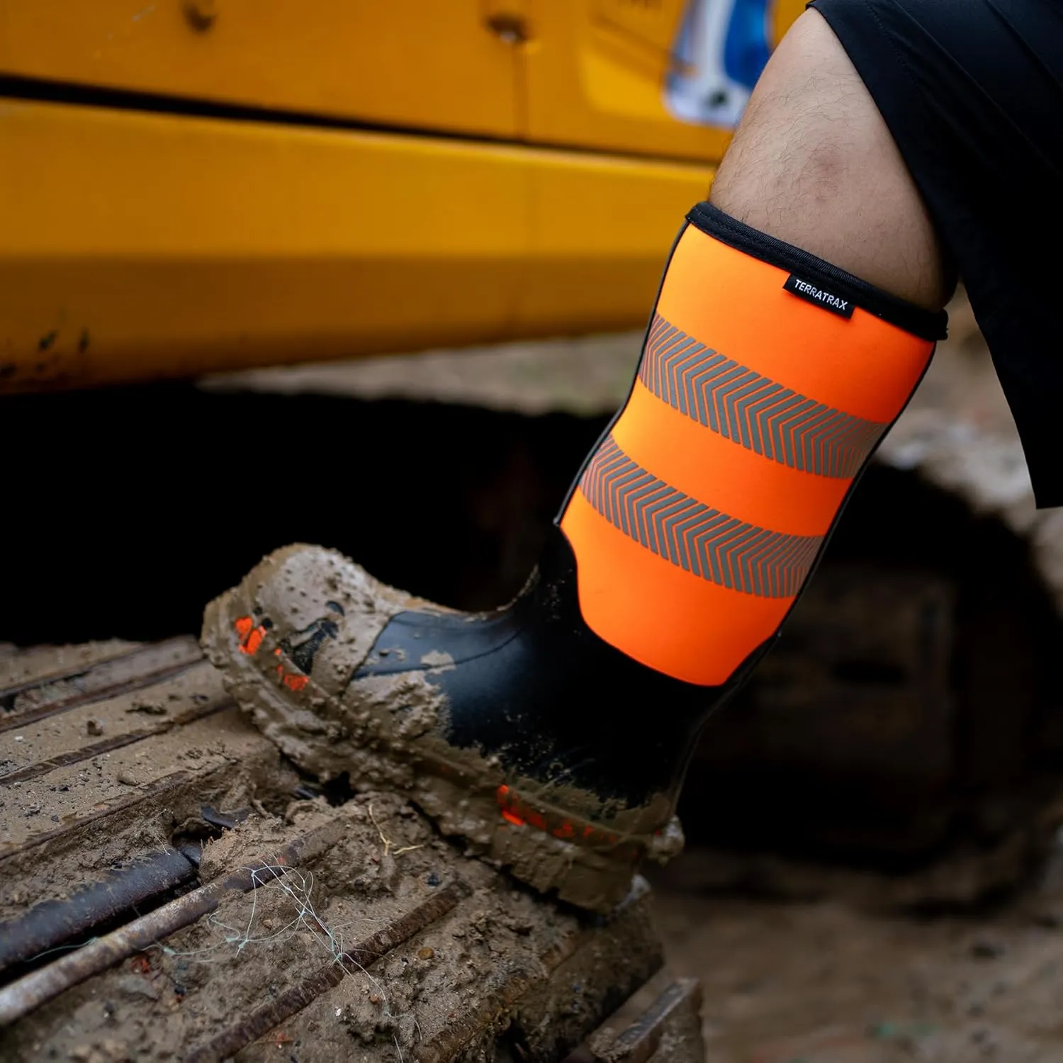 Men's Steel Toe Muck Work Boots  Reflective, Puncture Proof, Oil & Slip Resistant, Rubber & Neoprene, Breathable Safety Boots for Construction, Roadwork, Industrial & Heavy Duty