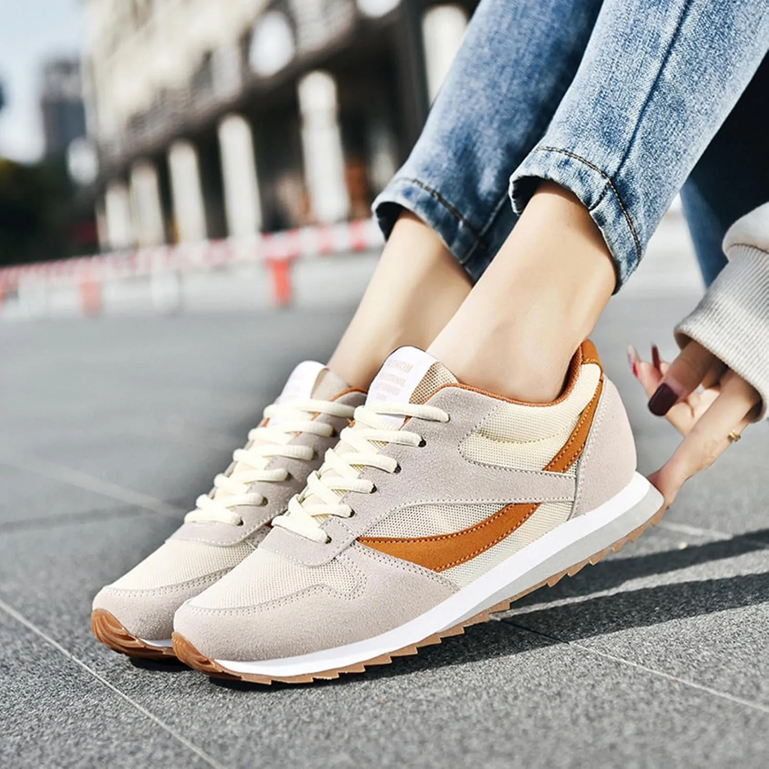 Non Slip Work Shoes for Men Walking Shoes Lightweight Breathable Slip On Running Shoes Workout Tennis Fashion Sneakers