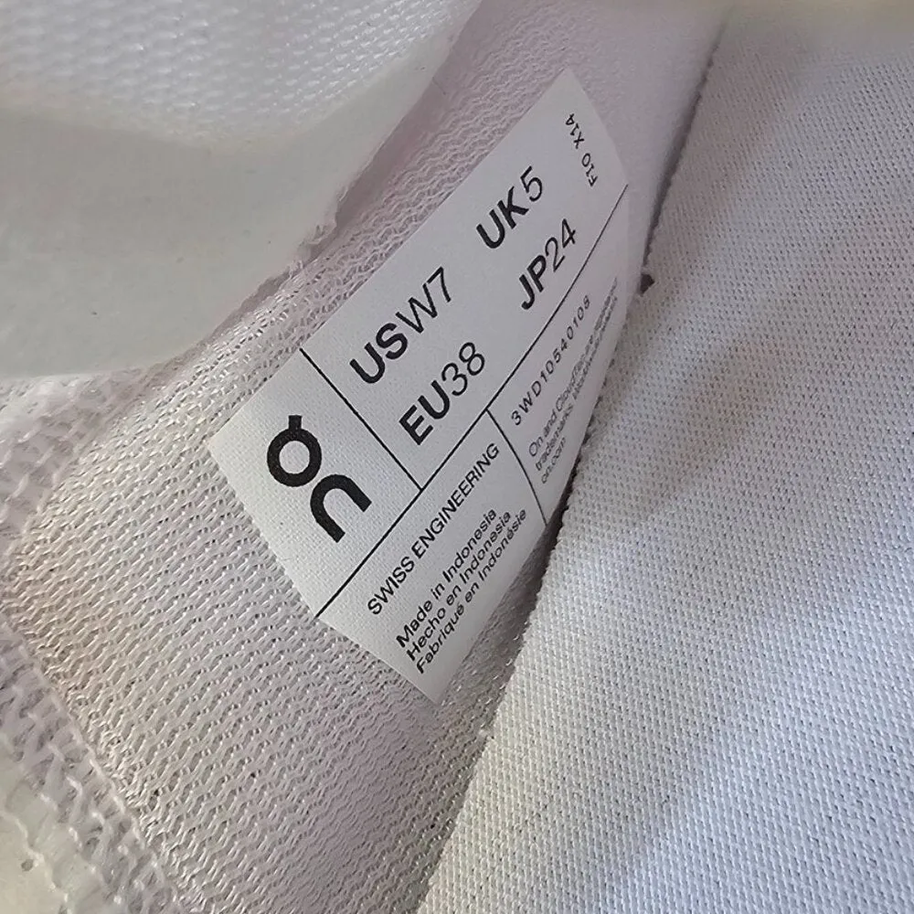 On Running Womens Cloud 5 Coast Lifestyle Sneaker