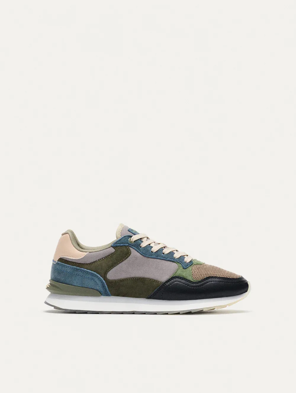 Quebec Sneakers
