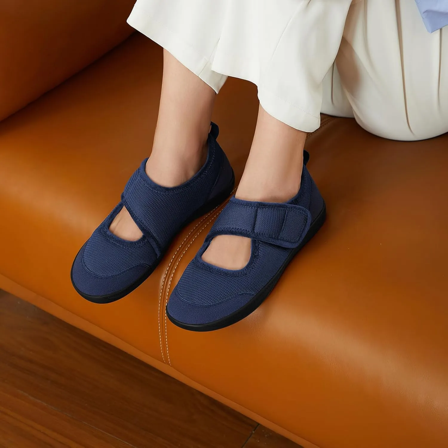 Rihero Womens Slippers Wide Width Diabetic Shoes Edema House Barefoot Walking Shoes Adjustable Indoor Outdoor Slippers