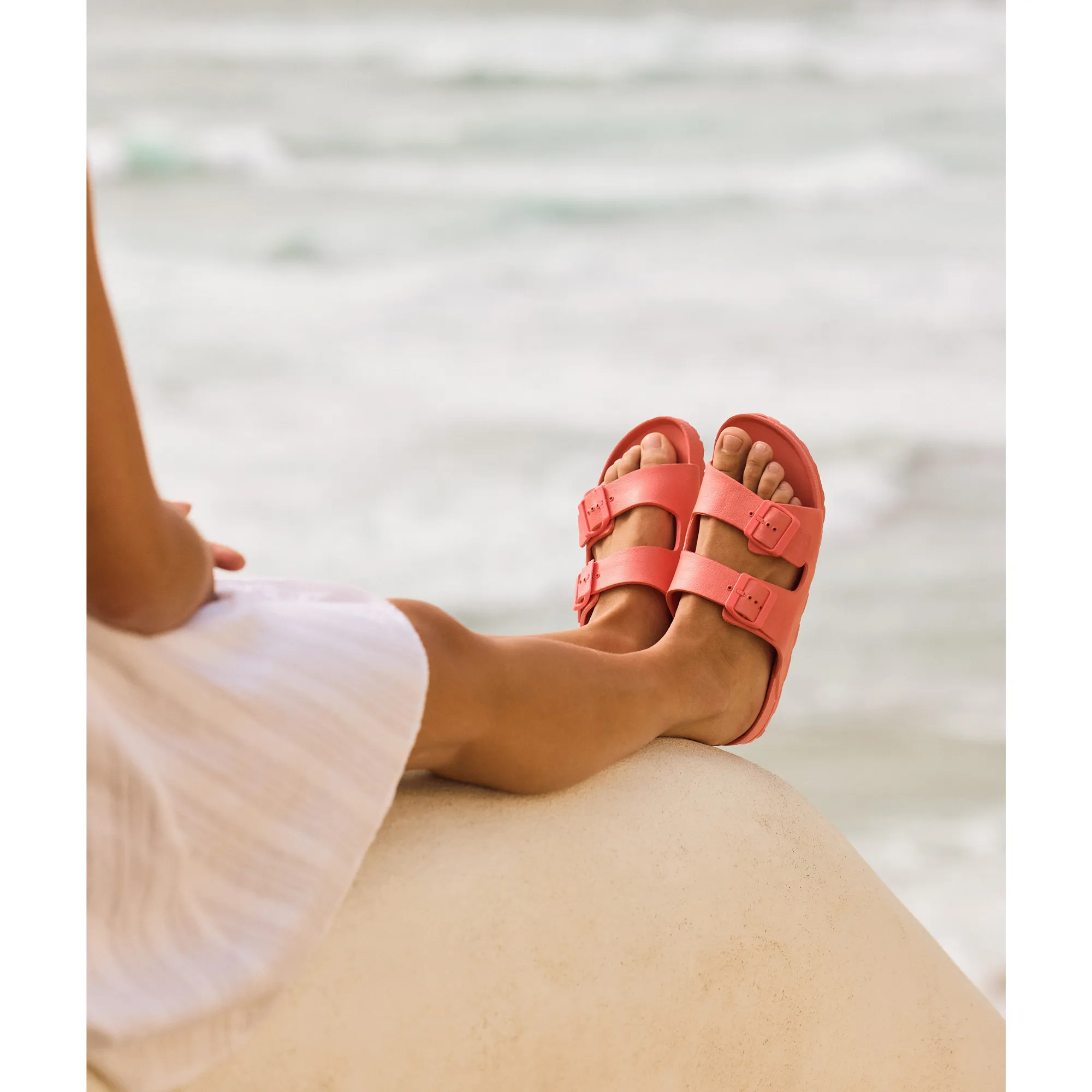 Roxy Women's Kattie Sandals (Poppy)