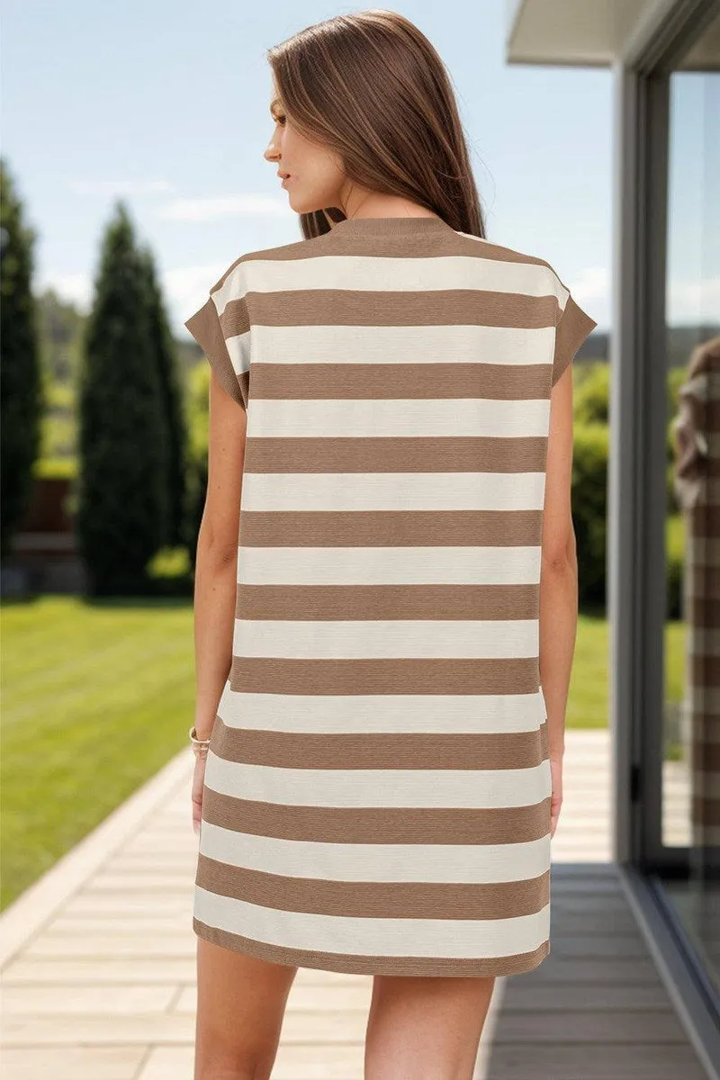 Sophie - Stylish striped mini dress for effortless summer chic