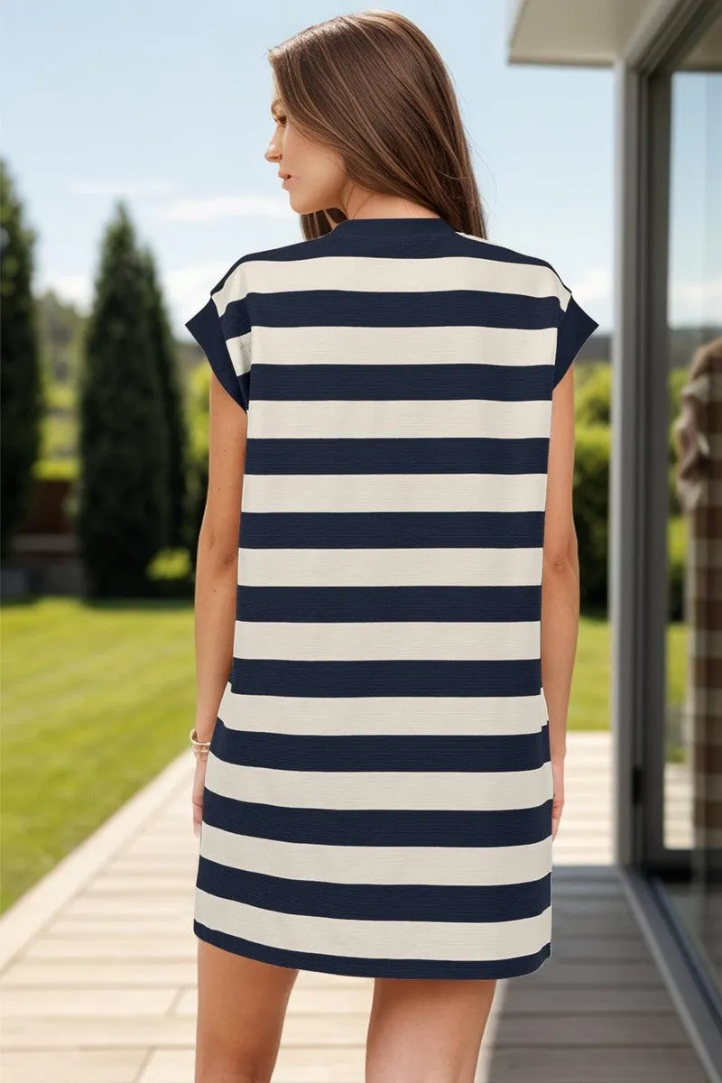 Sophie - Stylish striped mini dress for effortless summer chic
