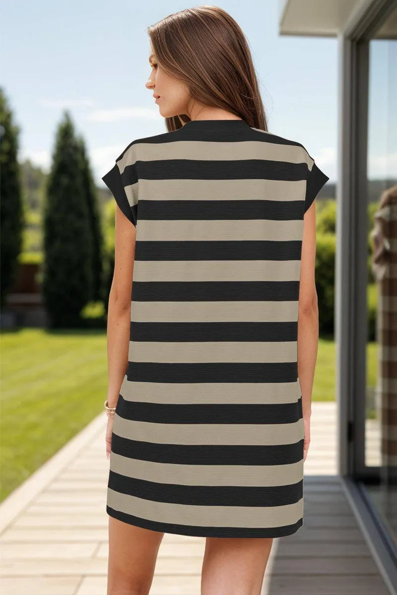 Sophie - Stylish striped mini dress for effortless summer chic