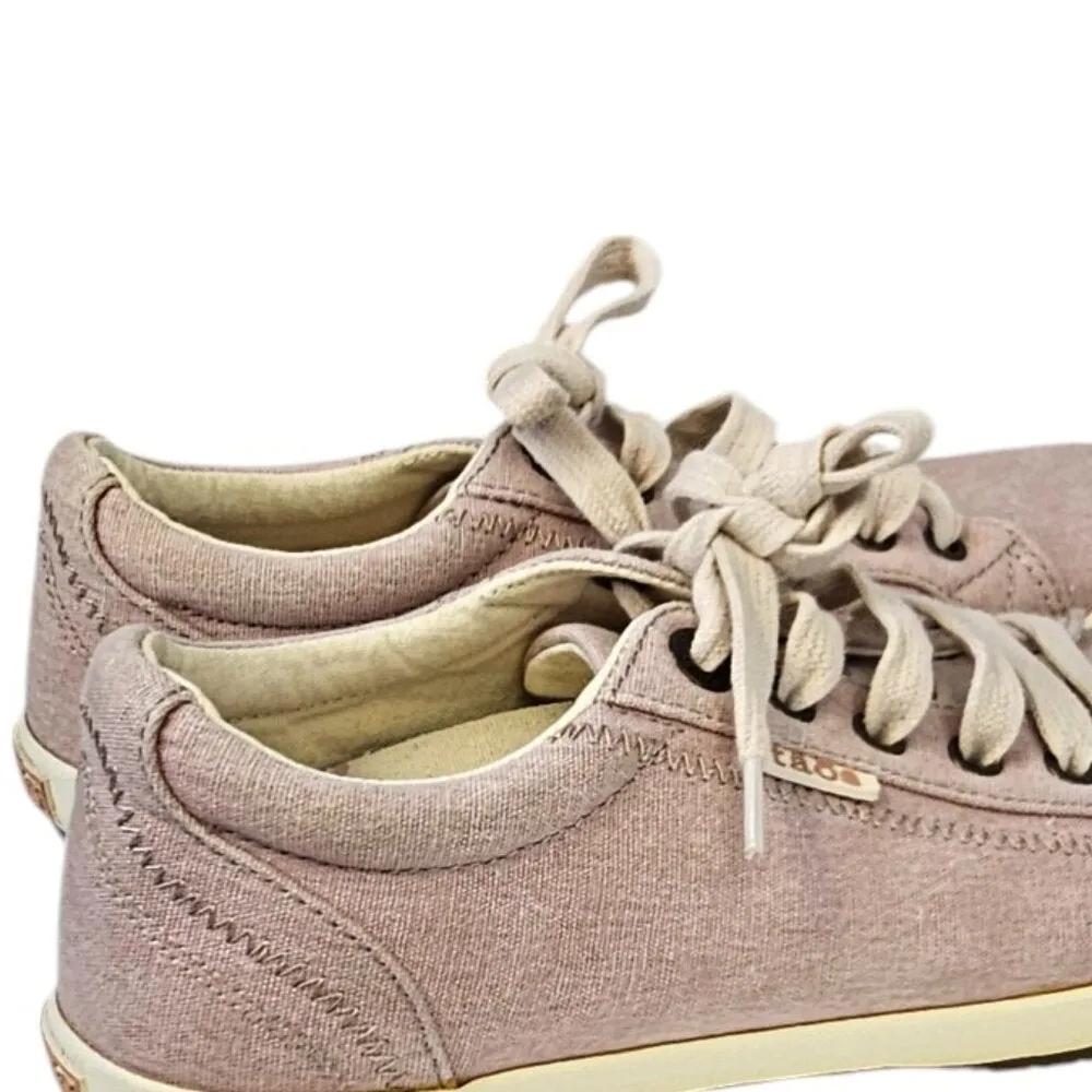Taos Womens Star Low Top Canvas Sneakers