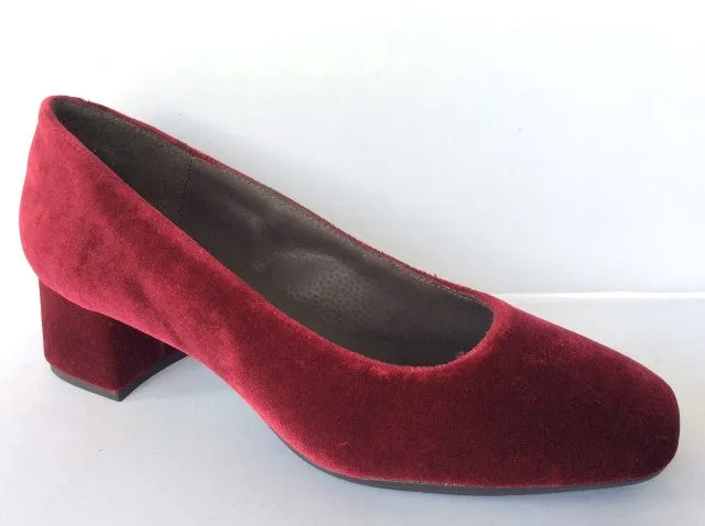 Torretti Saskia 1 avaiable in 2 colours
