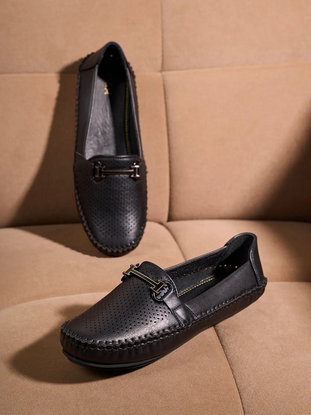 Women's Black Soft & Flexy Loafers (IU2003)